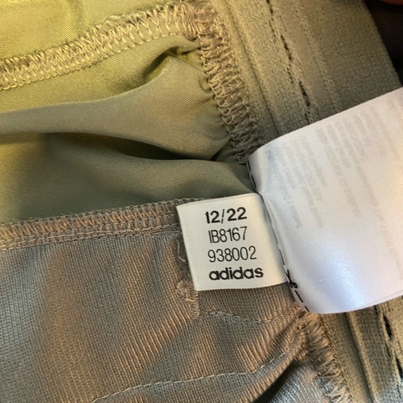 Men’s Adidias TRAIN ESSENTIALS MADE TO BE REMADE TRAINING SHORTS size L 7” green - Picture 10 of 11